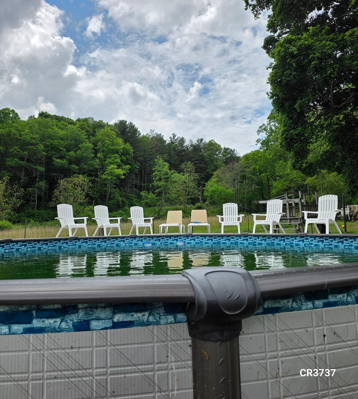Pool at Wildwood Cabin, Red Brick Ranch lodging in Hocking Hills Ohio